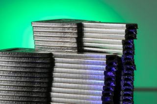 Nuances des aimants néodyme : lire N35, N42, N52 et les suffixes de température
