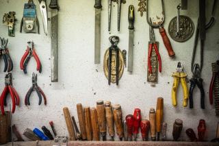 Photo d'illustration : aimants metal atelier objets